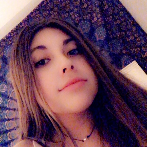 Meet your Posher, Kelly - Picture 1 of 1